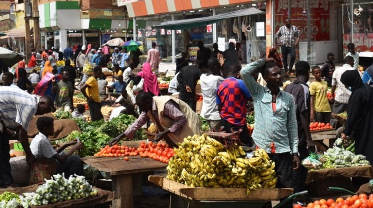 تباطؤ نمو التضخم في السودان إلى 102%