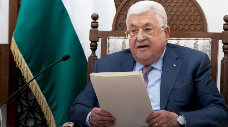 الرئيس عباس يدعو أوروبا لعدم التعامل مع أي حكومة إسرائيلية لا تعترف بالشرعية الدولية