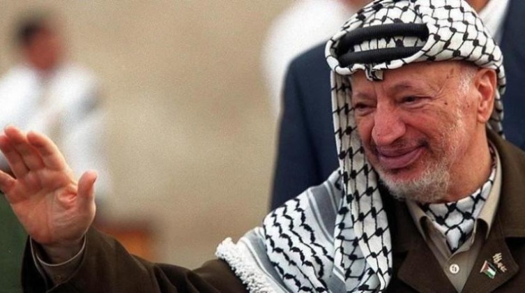 ماذا قالت حركة حماس في الذكرى 18 لرحيل ياسر عرفات ؟
