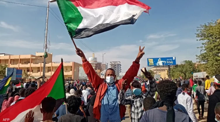 تظاهرة ضد "التدخلات الخارجية" والتسوية السياسية في السودان