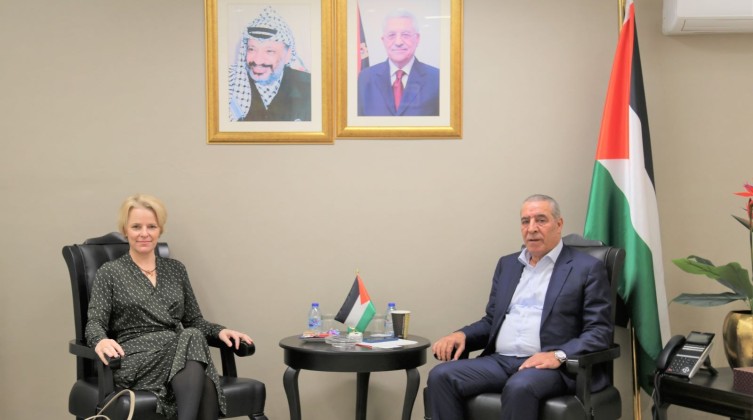 الشيخ يلتقي مع ممثلة سويسرا لدى فلسطين