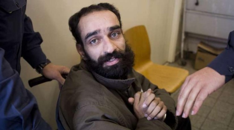 نقل الأسير سامر العيساوي إلى زنازين "ريمون"