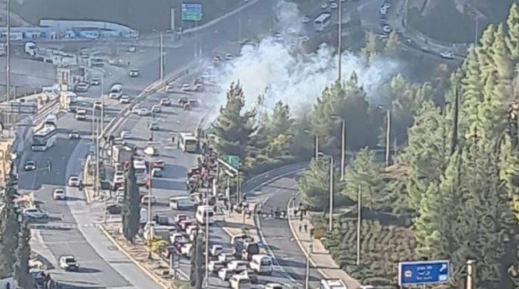 بالفيديو: اللحظات الأولى للانفجار بمحطة الحافلات في القدس المحتلة صباح اليوم