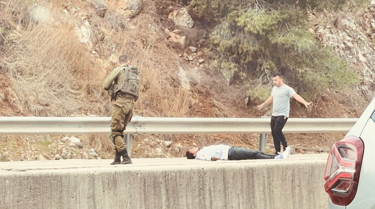 محدث بالفيديو والصور: مقتل 3 مستوطنين واصابة آخرين في عملية طعن شمال سلفيت