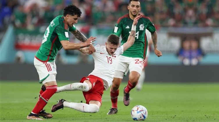 التعادل السلبي يخيم على مباراة بولندا والمكسيك في كأس العالم 2022