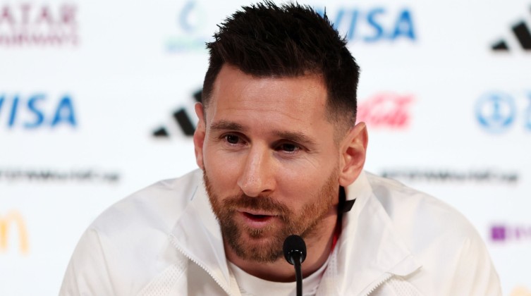 أول تعليق من ميسي بعد الفوز على المكسيك بكأس العالم 2022