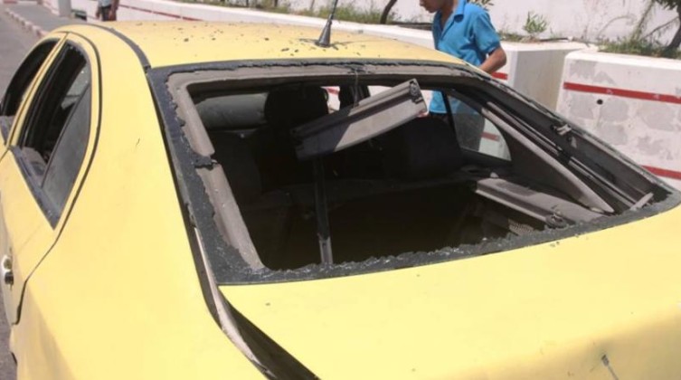 النقل والمواصلات تعفي المركبات المتضررة خلال العدوان الأخير على غزة من رسوم الترخيص