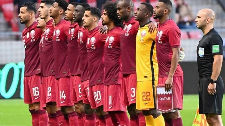 قطر ضد الإكوادور.. موعد افتتاح كأس العالم والقنوات الناقلة والمعلق