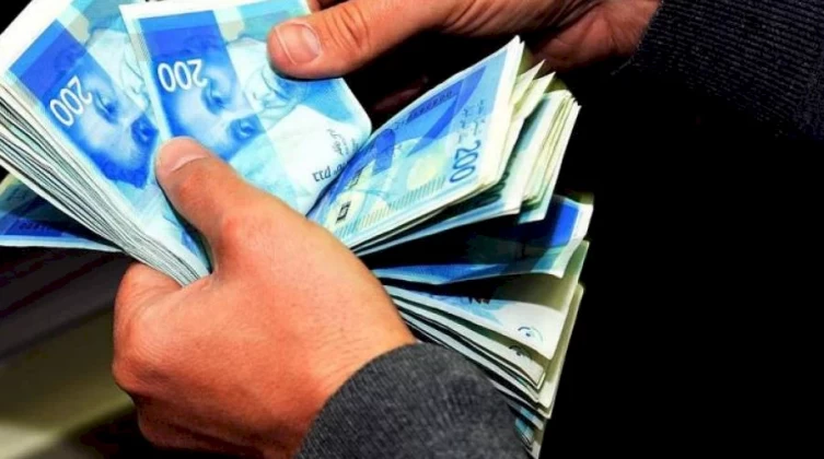 إسرائيل تعتزم تنفيذ تغيرين جوهريين بالمعاملات المالية مع السلطة