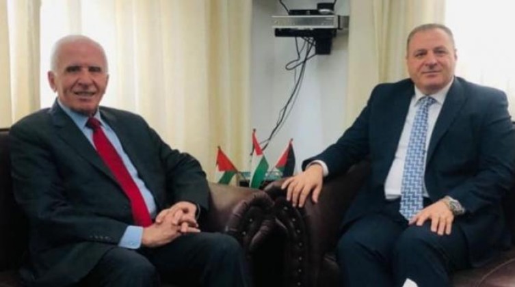 طالع تفاصيل لقاء الأحمد بالسفير الأردني لدى فلسطين