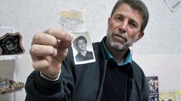 "عوفر" تقرر عدم الافراج عن الأسير البرغوثي