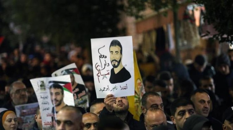 الأسير أبو حميد يدخل في غيبوبة ويصل إلى مرحلة "اللاعودة"!