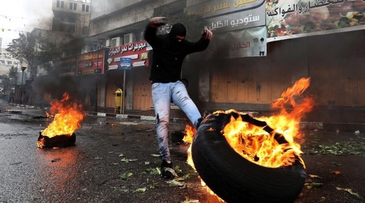 "الشعبية": المقاومة في الضفة هي الرد الأنجع على جرائم المستوطنين