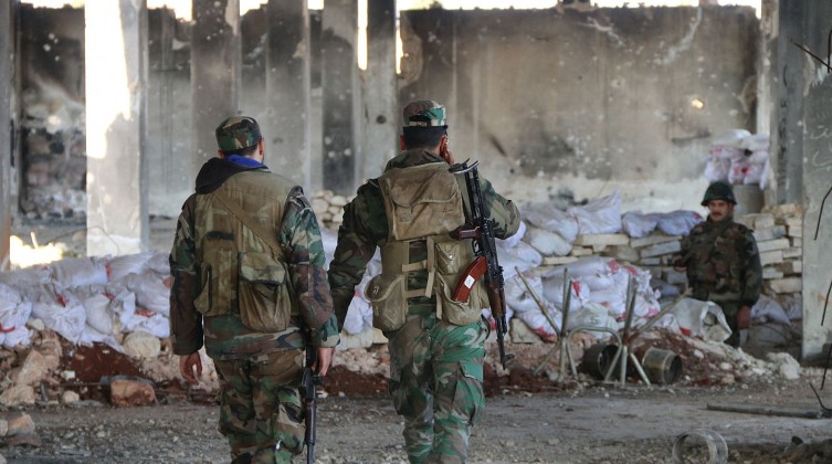 مرصد حقوقي: مقتل 3825 سوريًا بالحرب خلال عام 2022