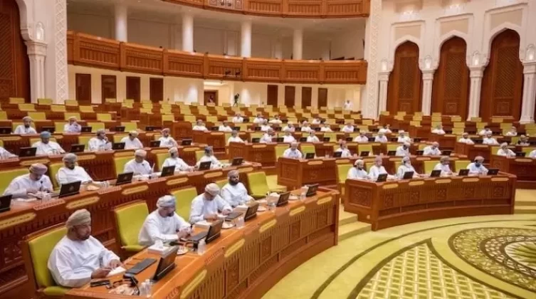"حماس" تُثمن قرار عُمان بتوسيع نطاق مقاطعة إسرائيل