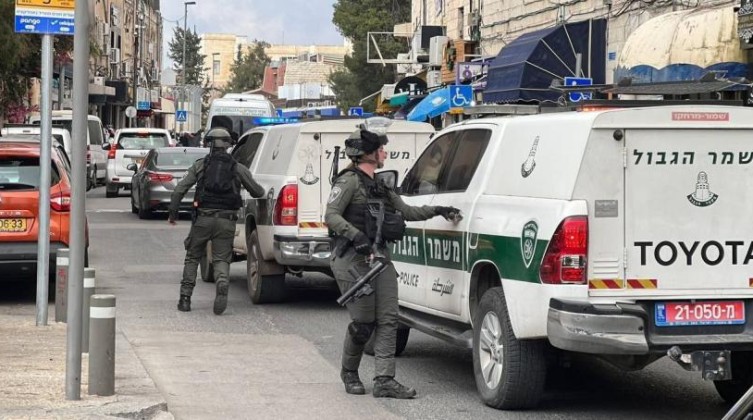 الاحتلال يعتقل شابا من محل صرافة في القدس المحتلة