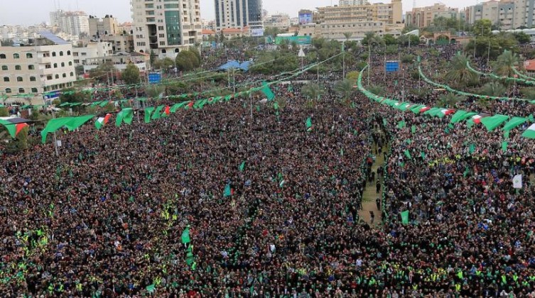 "حماس" تصدر بيانا تستنكر فيه منع فعاليات ذكرى انطلاقتها في الضفة