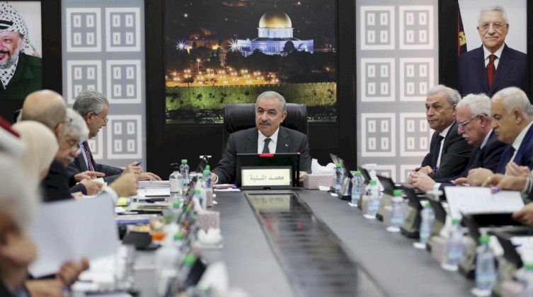 هذا ما سيناقشه مجلس الوزراء الفلسطيني في اجتماعه اليوم