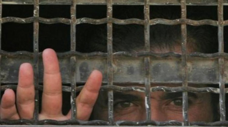 معتقلو "حوارة" يُهددون ادارة السجن بالإضراب عن الطعام