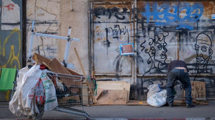 أكثر من 2.6 مليون إسرائيلي يعيشون في فقر