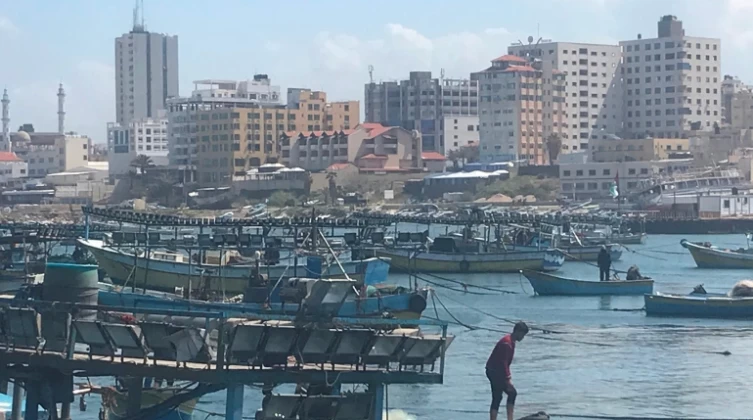 نقيب الصيادين: 70% من الصيادين في غزة معرضين للتوقف عن العمل