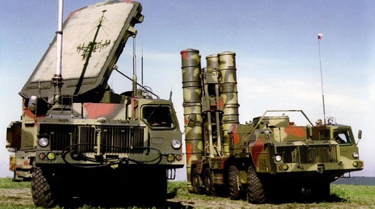 موسكو تحذر اليونان من إمدادا أوكرانيا بصواريخ إس 300