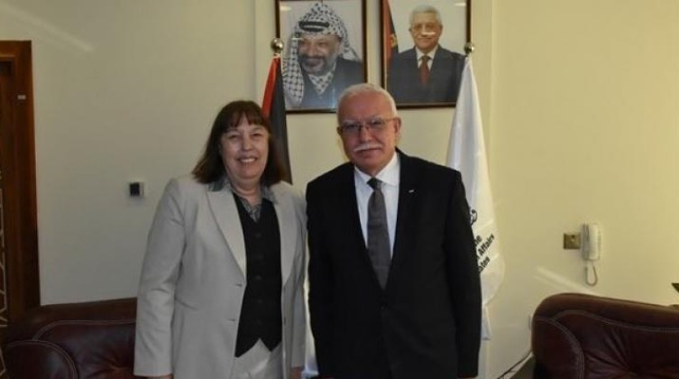 "المالكي" يسلّم الأمم المتحدة تقريرا عن جرائم "إسرائيل" بحق الاطفال