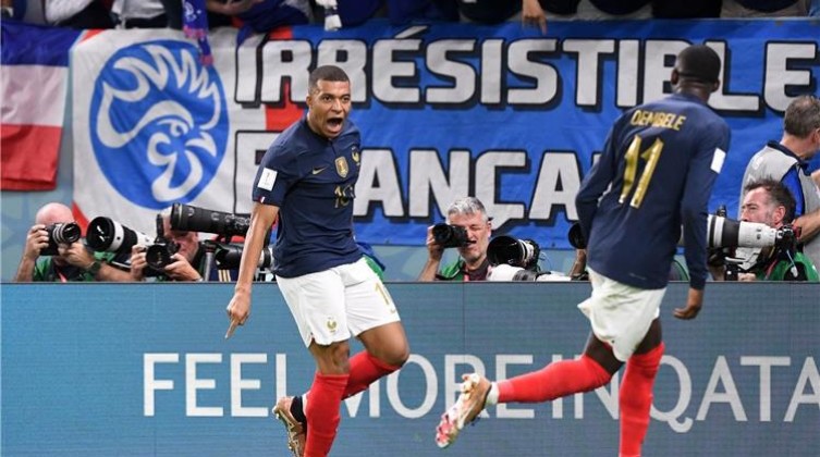 شاهد- مبابي يقود فرنسا إلى ربع نهائي كأس العالم 2022 بعد الفوز على بولندا