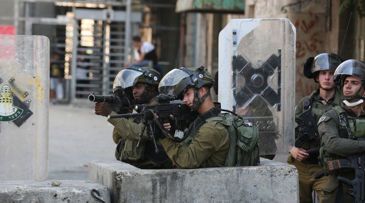 العاهل الأردني يحذر من اشتعال الأوضاع بين الفلسطينيين و "إسرائيل"
