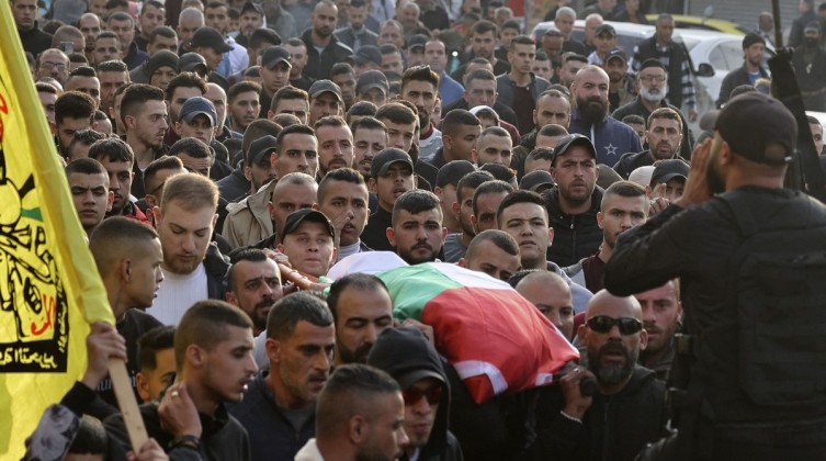 جيش الاحتلال يكشف عن التحقيقات الأولية في حادثة استشهاد جنى زكارنة