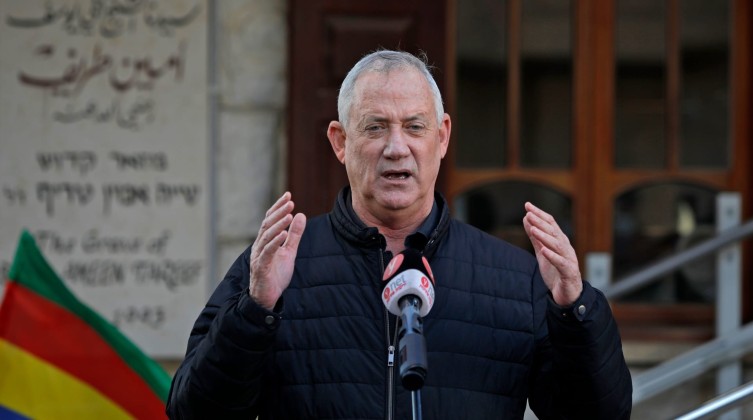 غانتس يرد على تصريحات رئيس الصهيونية الدينية