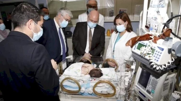 نجاح عملية فصل توأم سيامي لأول مرة في لبنان