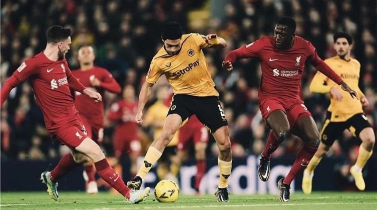 وولفرهامبتون يُسقط ليفربول في فخ التعادل بكأس الاتحاد الإنجليزي