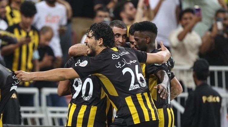 بالفيديو: الاتحاد يتوج بطلاً لـ كأس السوبر السعودي على حساب الفيحاء