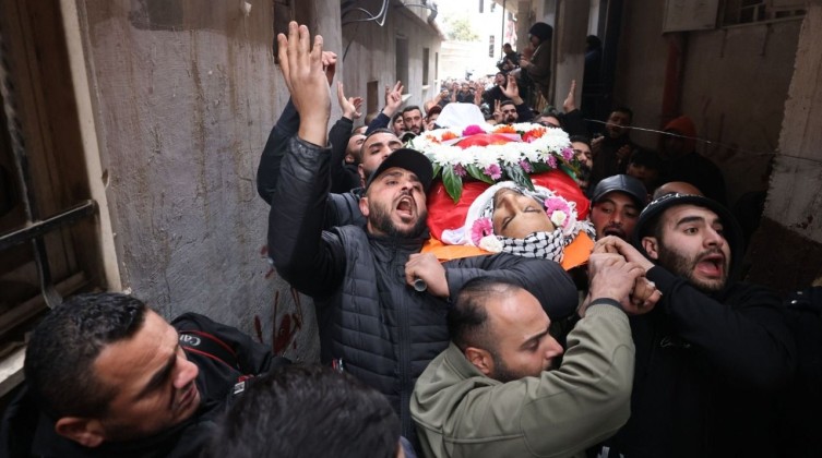 بالفيديو والصور: تشييع  جثماني الشهيدين أبو جنيد وأصلان