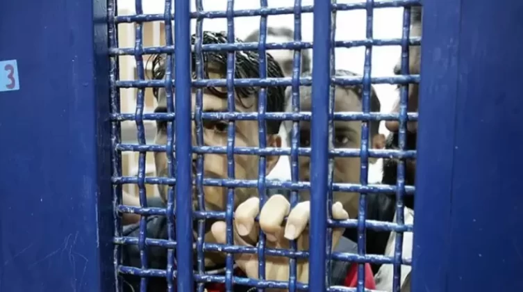 أسرى سجن "ايشل" يهددون بخطوات احتجاجية لهذا السبب