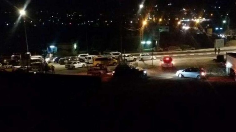 الاحتلال يُغلق حاجزي حوارة وبيت فوريك جنوب نابلس