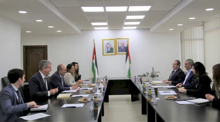تفاصيل لقاء الشيخ مع المبعوث الأمريكي هادي عمرو في رام الله