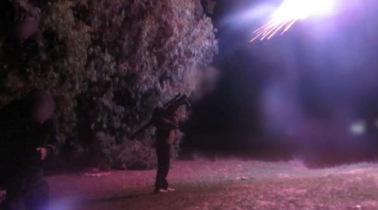 بالفيديو: "القسام" تعرض مشاهد لتصدي دفاعاتها الجوية لطيران الاحتلال