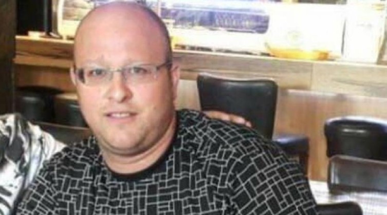 مقتل مواطن وإصابة آخر بجروح خطيرة في جريمة إطلاق بالجليل
