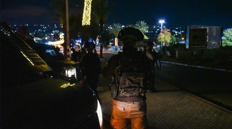 إصابة شاب بالرصاص الحي خلال مواجهات في جبل المكبر
