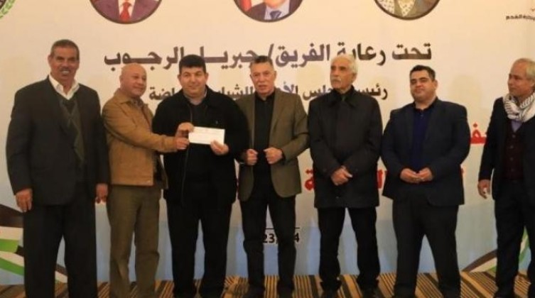 الاتحاد الفلسطيني لكرة القدم يُوزع منحة الرئيس على أندية قطاع غزة