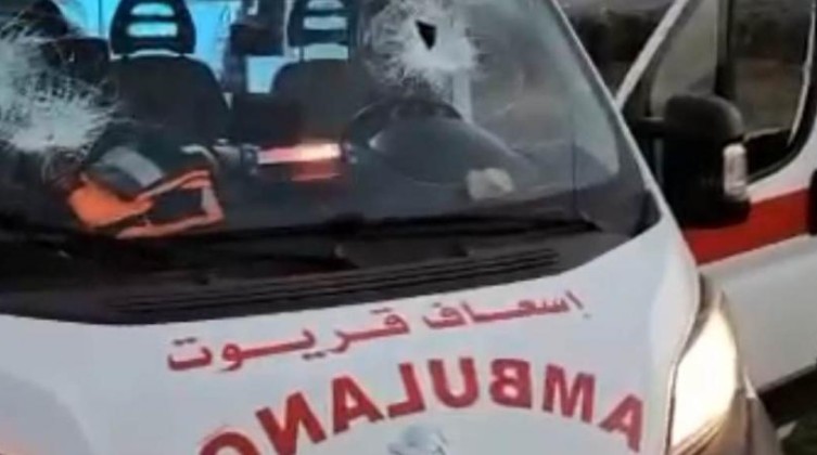 بالفيديو والصور: إصابات وحرق مركبات واعتداء على مسعفين جنوب نابلس