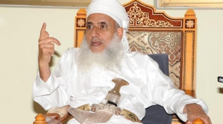 مفتي عُمان: عدوان الاحتلال على "الأقصى" إيذان بالحرب وتجاهل لمشاعر المسلمين
