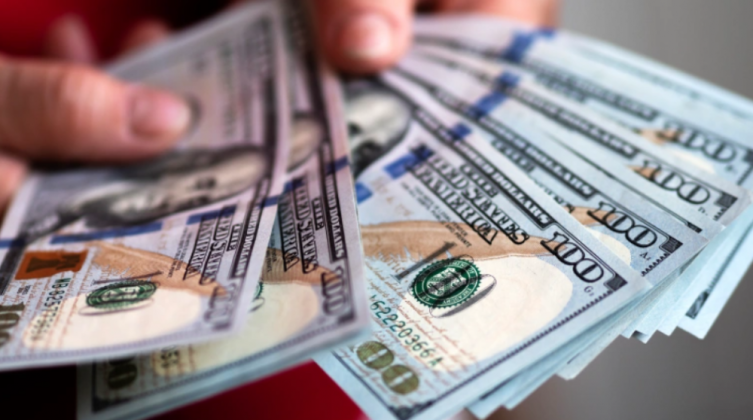 انخفاض كبير ومفاجئ على سعر صرف الدولار مقابل الشيكل