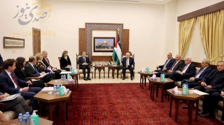 تفاصيل لقاء الرئيس عباس مع وزير الخارجية الأمريكي