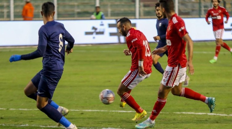 شاهد- الأهلي يضرب إنبي بثنائية في الدوري المصري