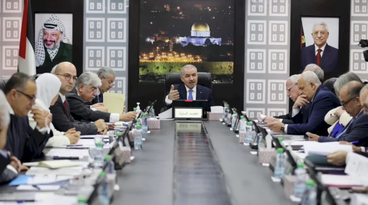 هذا ما سيناقشه مجلس الوزراء الفلسطيني في اجتماعه اليوم