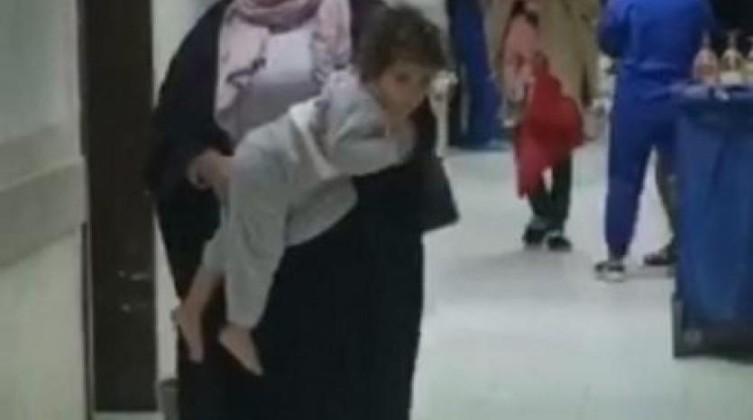 بالفيديو: إصابة عشرات المرضى في مستشفى جنين بالاختناق خلال اعتداء الاحتلال