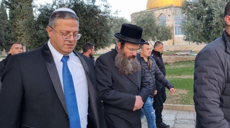 بن غفير يقتحم الأقصى وحماس تؤجّل الرد في الوقت المناسب